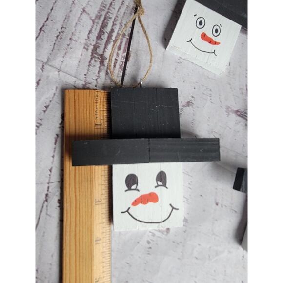 Handmade Lot 4 Wooden Handpainted Snowman Ornaments New Lot 1 - Picture 6 of 7